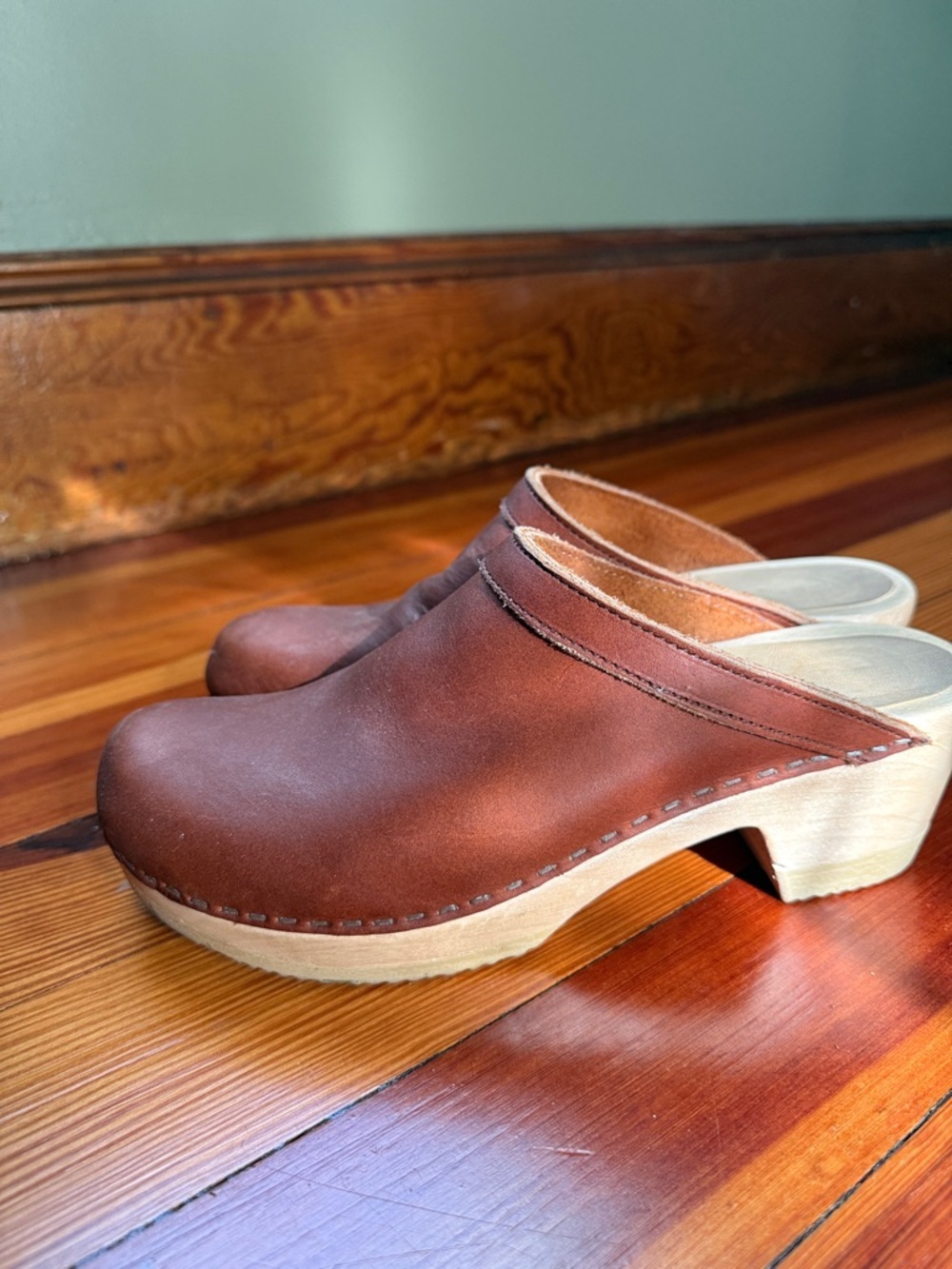 No 6 Old School Women's Bourbon Brown Leather Clog Mules - Mid Heel